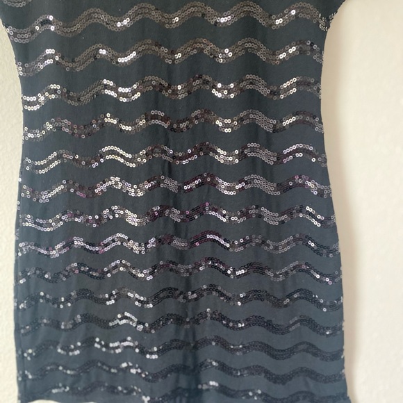 Xhilararion Women’s Short Sleeve Little Black Sequence Mini Dress Size Medium - Picture 6 of 16